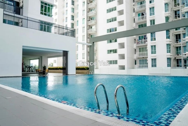 Aliff Avenue (Dwi Alif), Tampoi