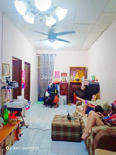 jalan deradu, taman megah ria, Masai
