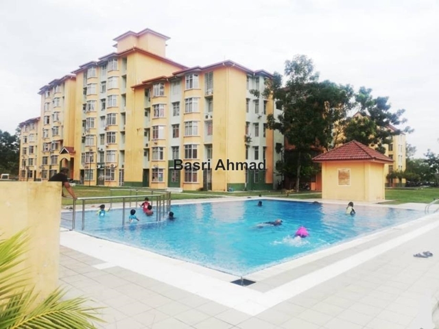 Apartment Seroja Intermediate Apartment 3 Bedrooms For Sale In Puchong Selangor Iproperty Com My