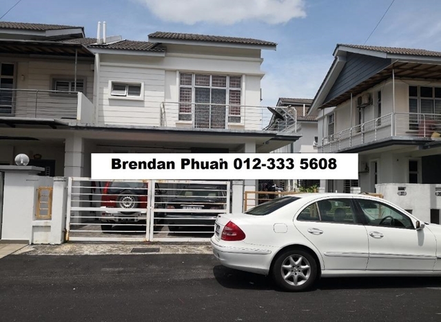 Bandar Saujana Putra, Jenjarom