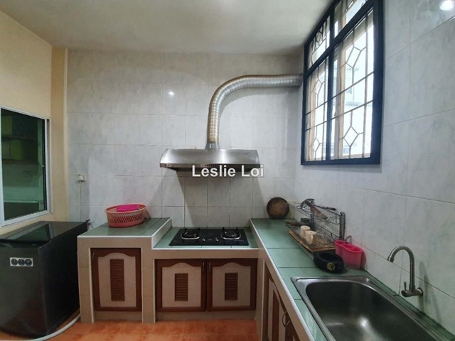 Tabuan Stutong, Tabuan Laru, Kuching