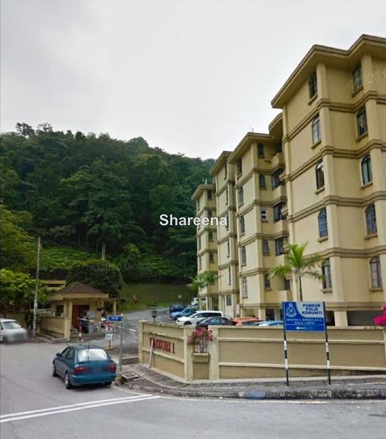 Waizuri 1, Wangsa Maju