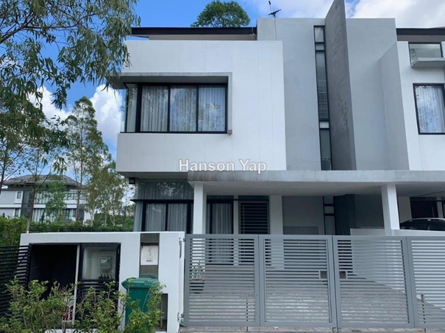 Blu constellation, Seri Kembangan, Seri Kembangan