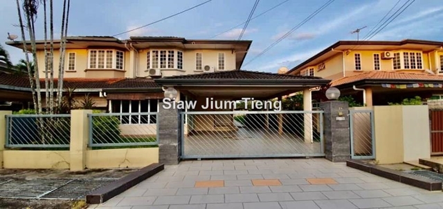 Green Height Double Storey Semi D, Kuching