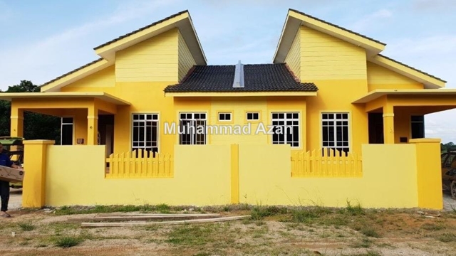 SEMI D PADANG HALBAN MELOR, Melor