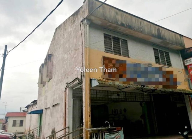 2 storey Endlot, taman sri skudai, Skudai