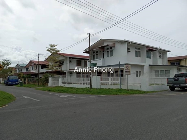 Jalan Batu Bata, Rock Road, Kuching