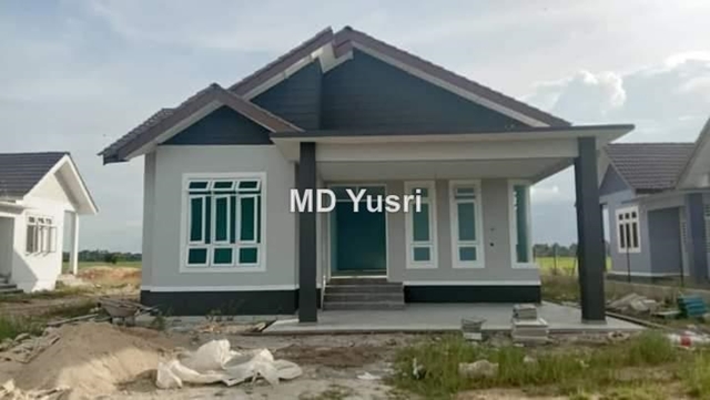 BANGLO MODEN DI KG BUDI KEDAI LALAT UNTUK DI JUAL, Kota Bharu
