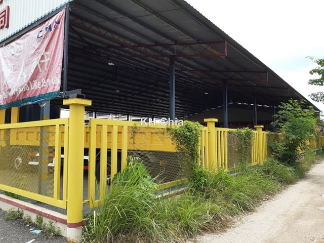 BATU 3 JALAN GAMBANG, Kuantan