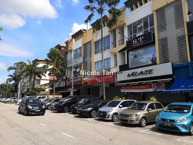 3 Storey Shop, Facing Garden, same row with peikin restaurant, Taman Sutera Utama, Skudai
