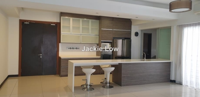 9 Bukit Utama Condominium, Bukit Utama 1, Bandar Utama