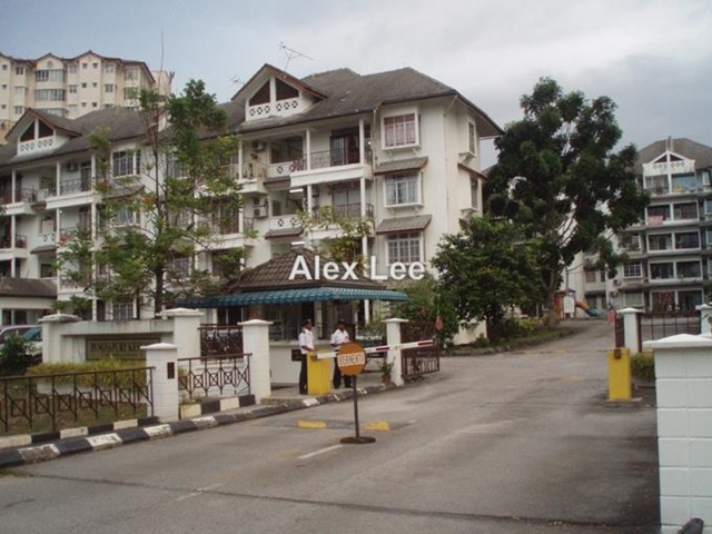Kesuma Apartment Intermediate Apartment 3 Bedrooms For Rent In Bandar Kinrara Selangor Iproperty Com My