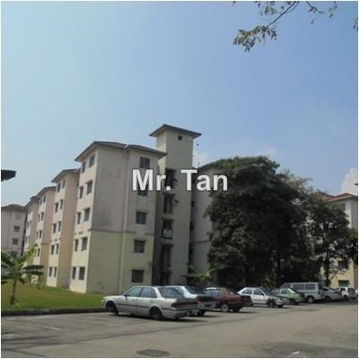 Azalea Court Flat 3 Bedrooms For Sale In Rawang Selangor Iproperty Com My