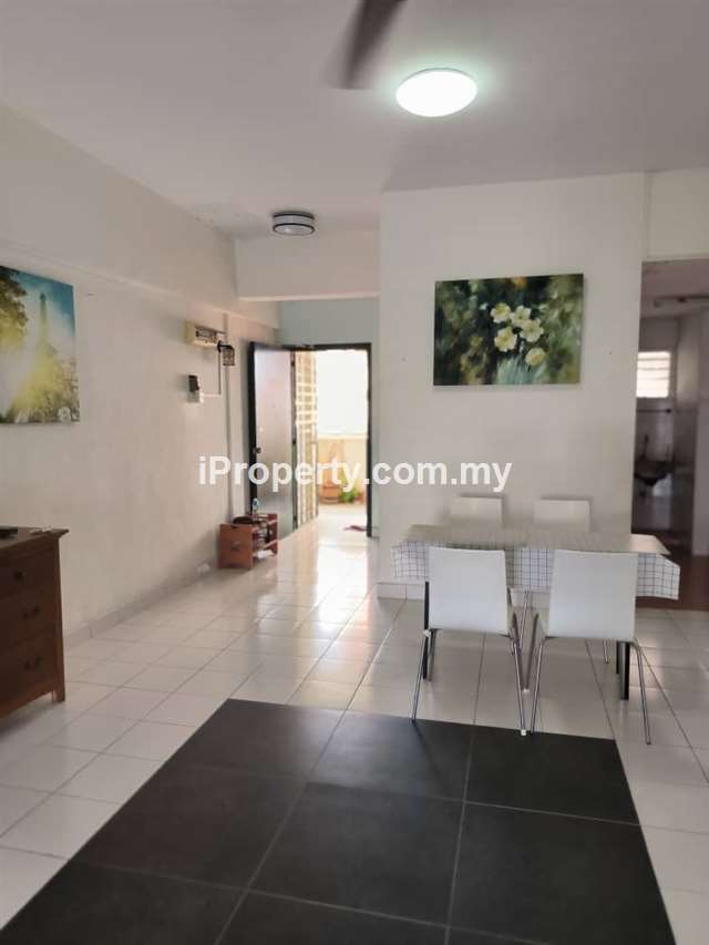 La Vista Condominiums Intermediate Condominium 4 bedrooms for rent in