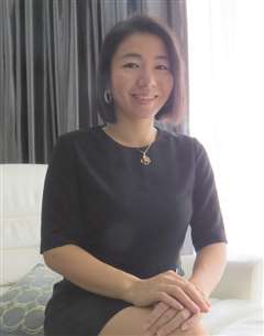 Evonne Lee
